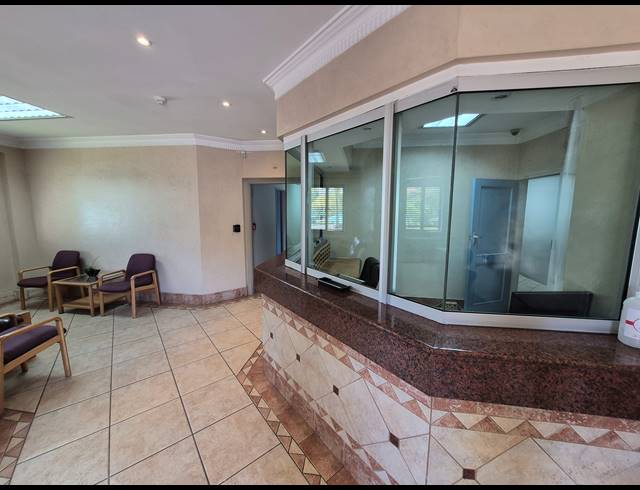 1,500M² OFFICE FOR SALE IN WOODMEAD